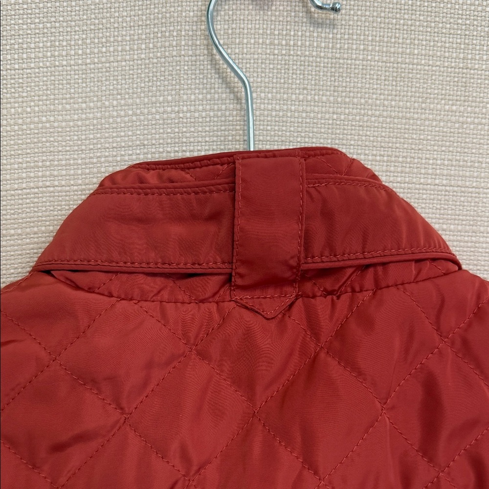 41 Hawthorn Cherry Quilted Vest - Picture 5 of 7